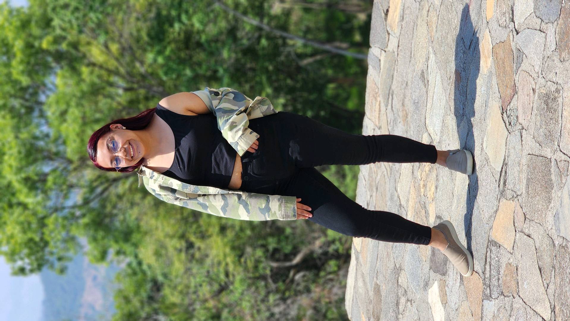 Talk to girls online on live camera — LesS from Guatemala on VidizzyChat