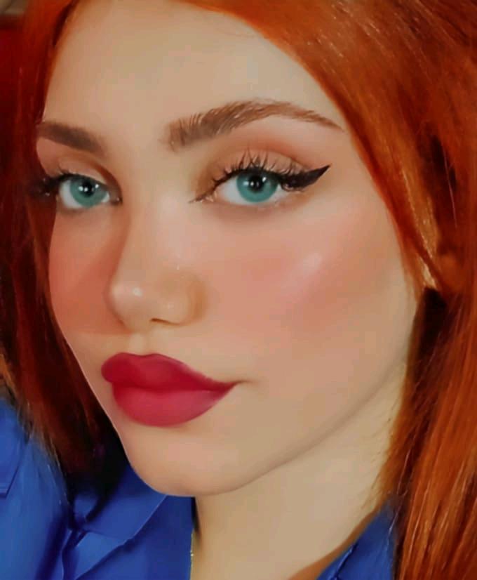 Text chat with a real girl on VidizzyChat — Ruby from Syria